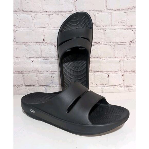 OOFOS OOahh Recovery Slides Men's Size 10 Black Sport Flex Sandals Women's Sz 12 - Picture 1 of 10
